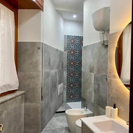 Casa Vittoria * Naples